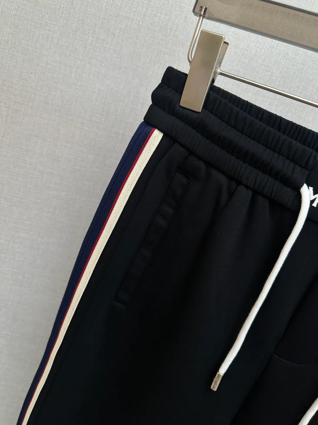 MO ， ， ， 👍 ， ， Versatile。 ！ ！Size：M—3XL